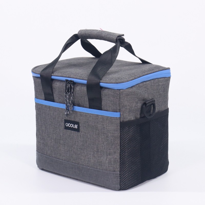 minimalist cooler bag, insulated lunch bag, custom thermal tote, clean design cooler bag, modern food delivery bag, promotional insulated bag, B2B bulk cooler bag, unbranded cooler tote