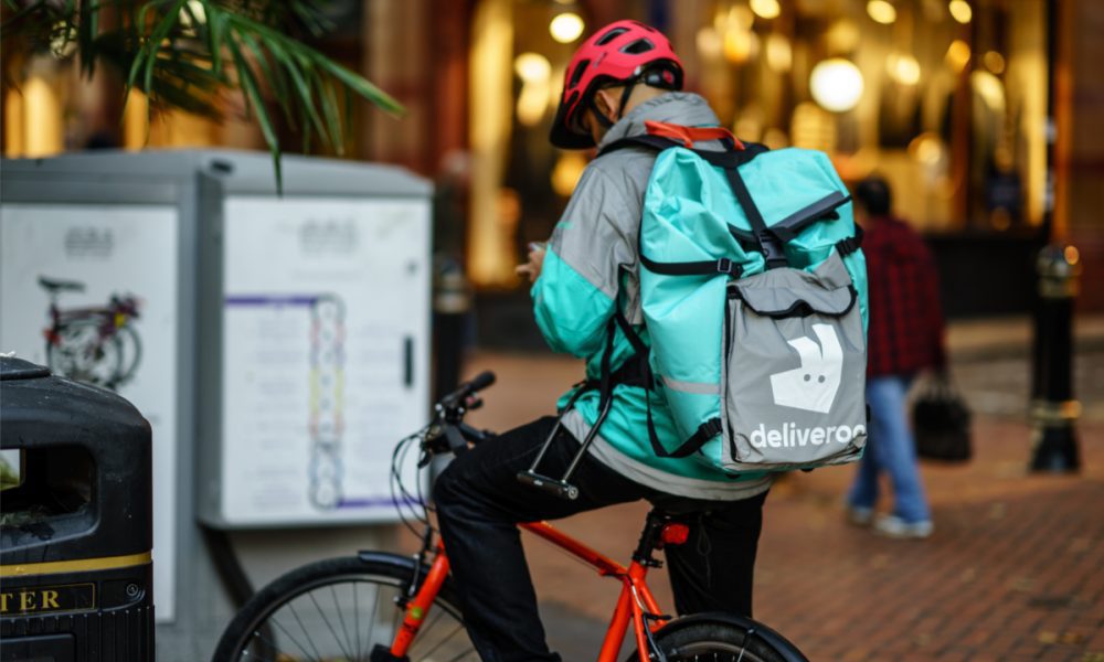 Deliveroo teste la livraison rapide de courses à Londres