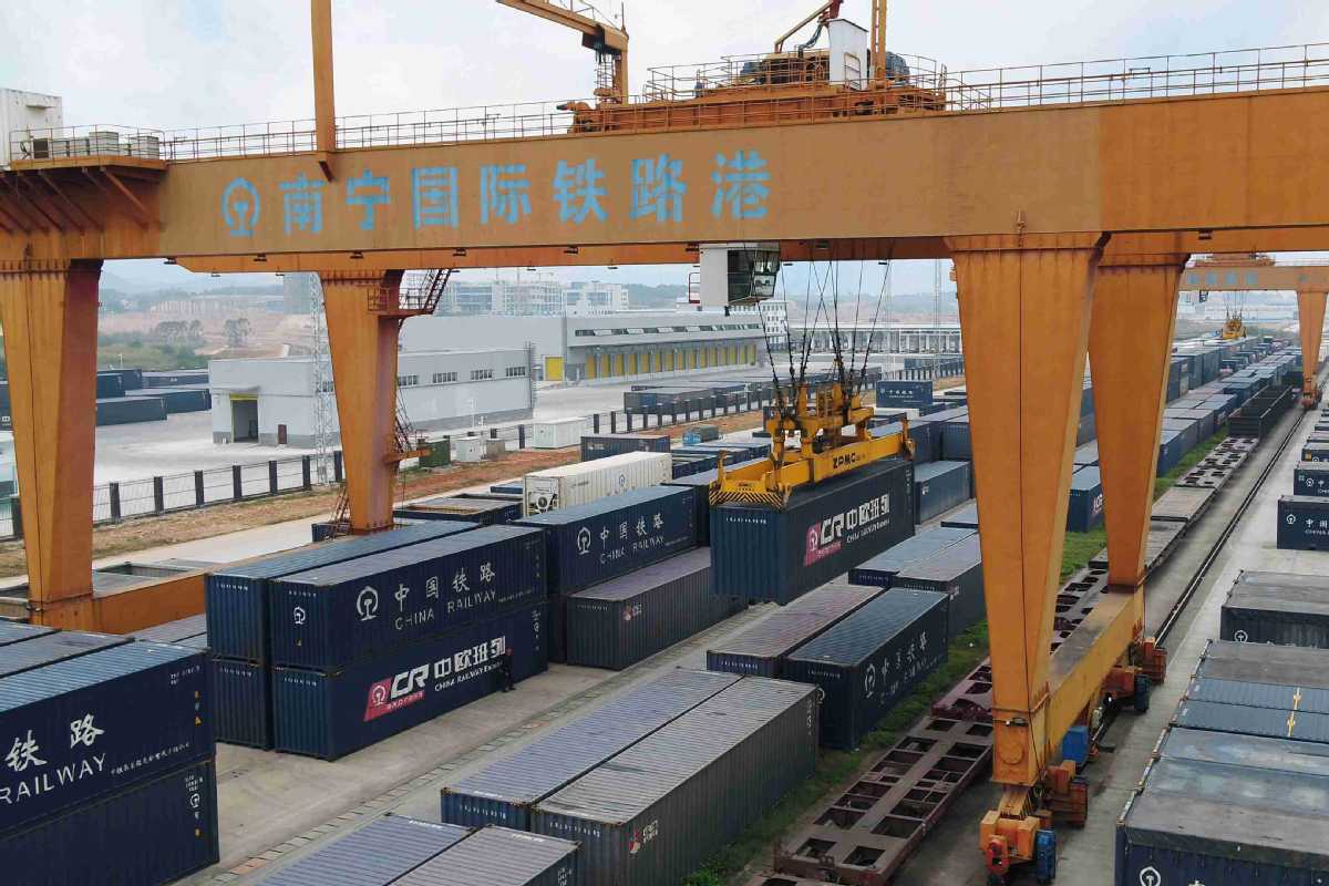 L'accord RCEP entre en vigueur avec le premier train de marchandises à destination du Vietnam
